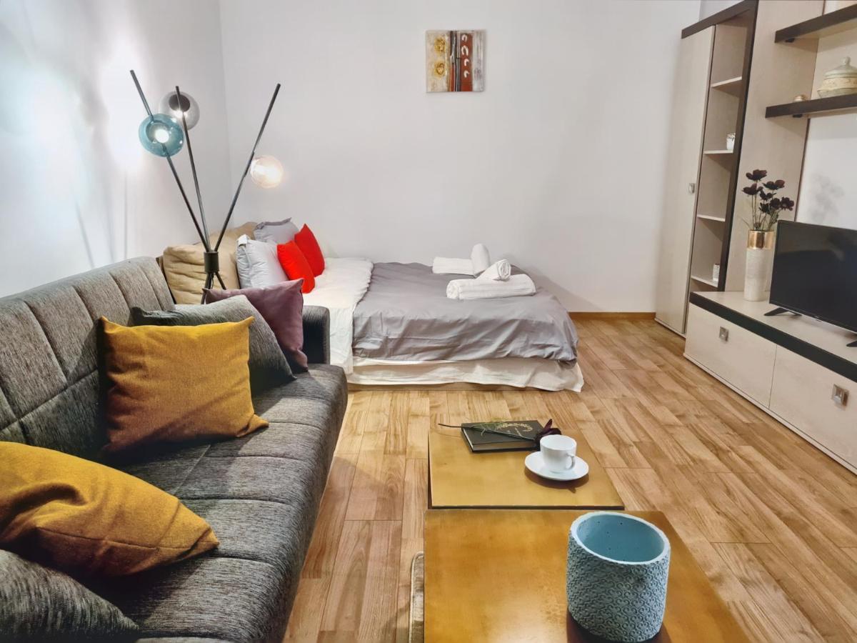 Lovely Ultracentral Apartment With Parking Cluj-Napoca Exterior foto