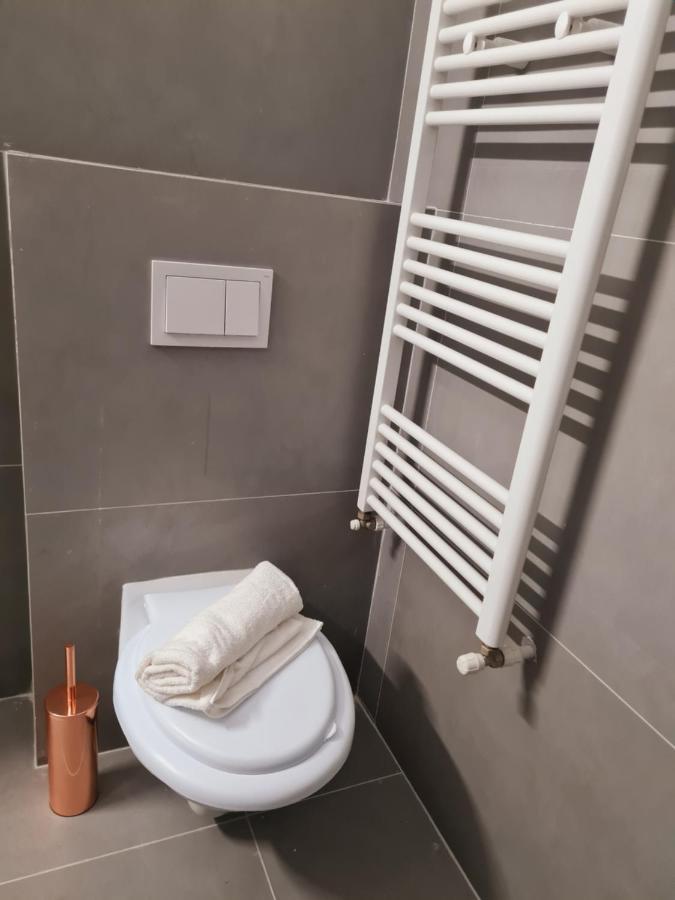 Lovely Ultracentral Apartment With Parking Cluj-Napoca Exterior foto